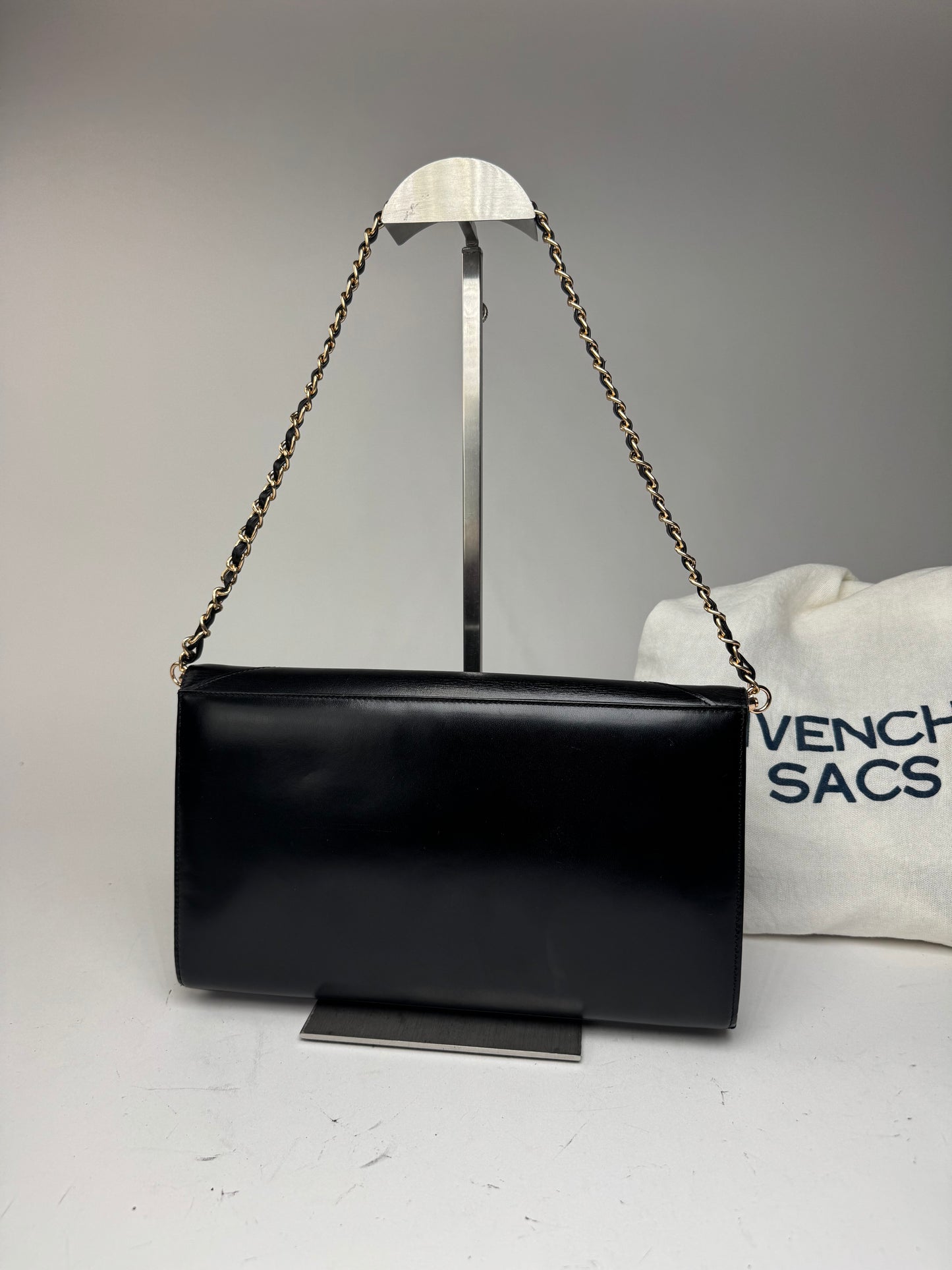 Sac vintage Givenchy 4G en cuir noir