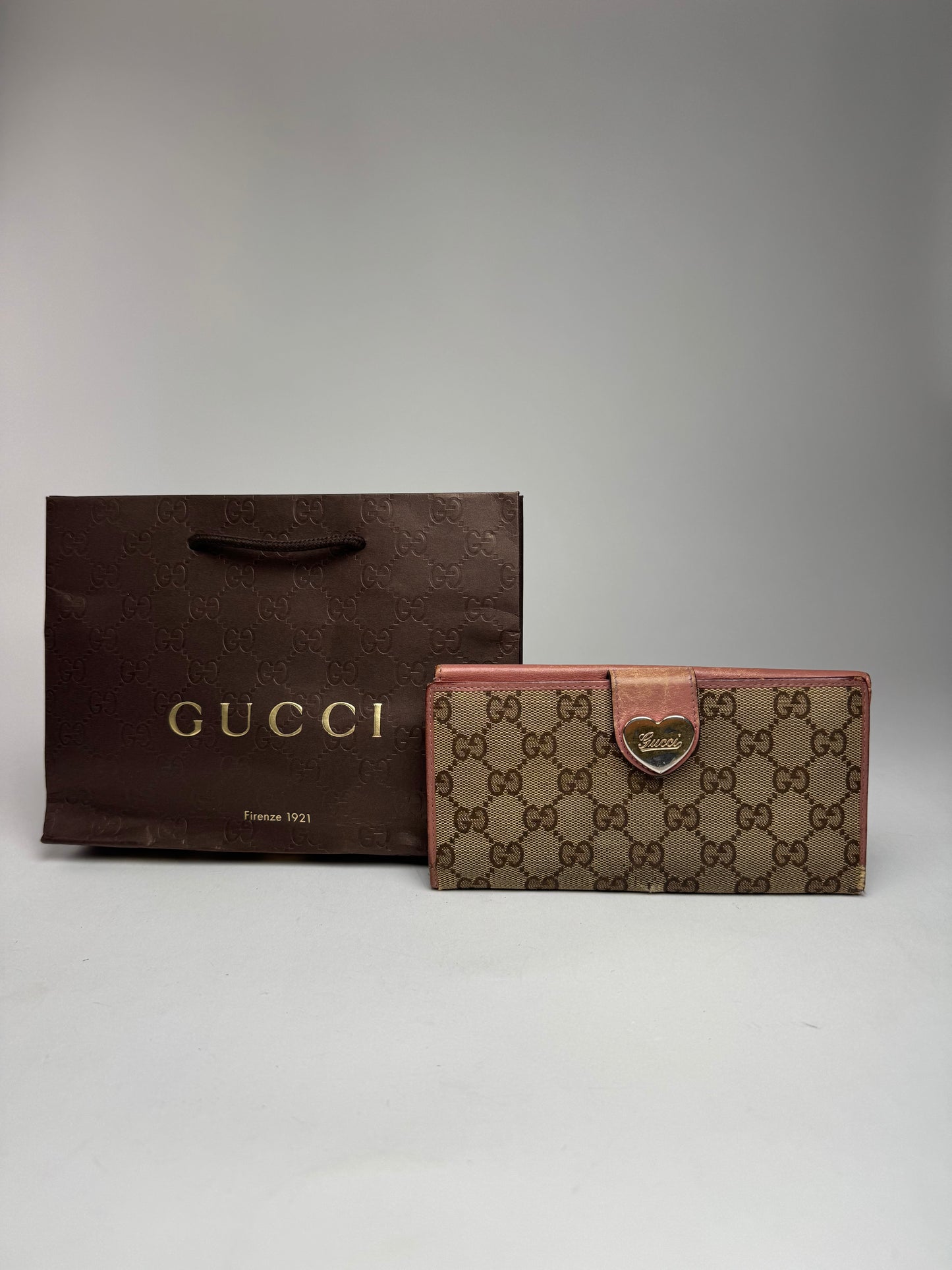 Vintage Gucci Monogram Wallet beige