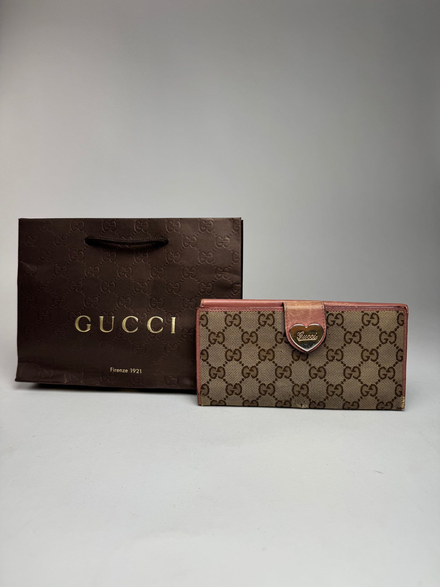 Vintage Gucci Monogram Wallet beige