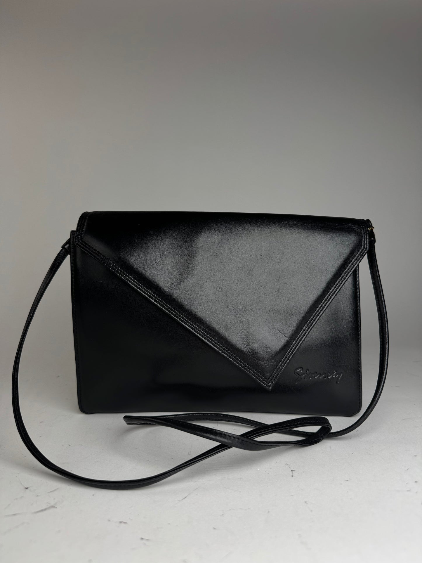 Sac vintage en cuir noir Givenchy
