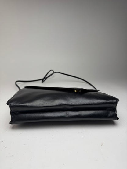 Sac vintage en cuir noir Givenchy