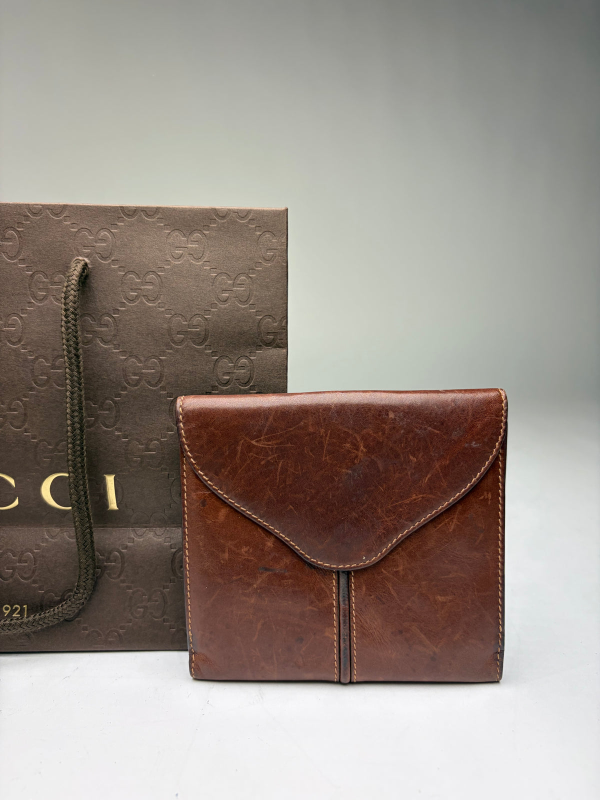 Vintage Gucci Leather Bifold Wallet Early 2000s Brown