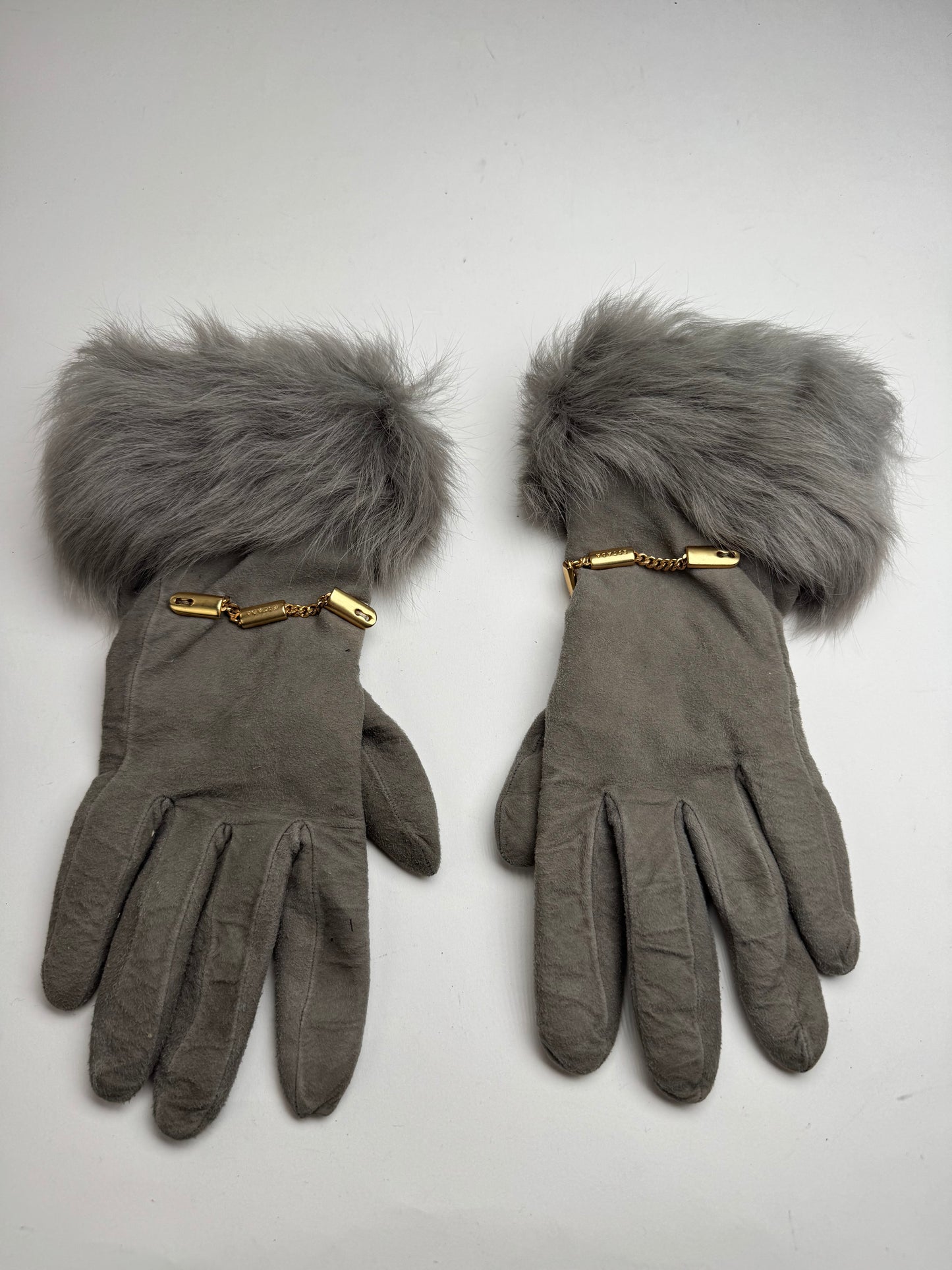 Vintage Escada Suede Cashmere Gloves Size 7 grey