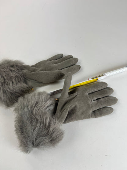Vintage Escada Suede Cashmere Gloves Size 7 grey