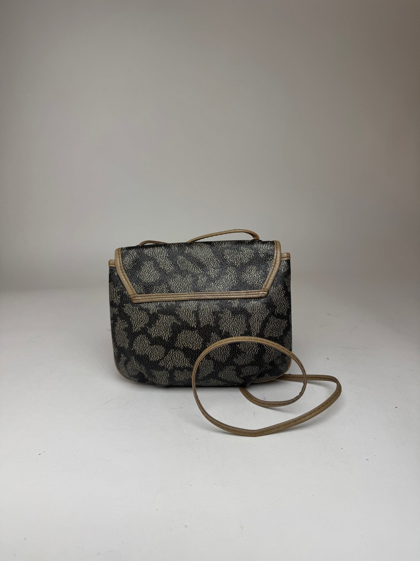 Sac vintage en cuir Yves Saint Laurent gris noir