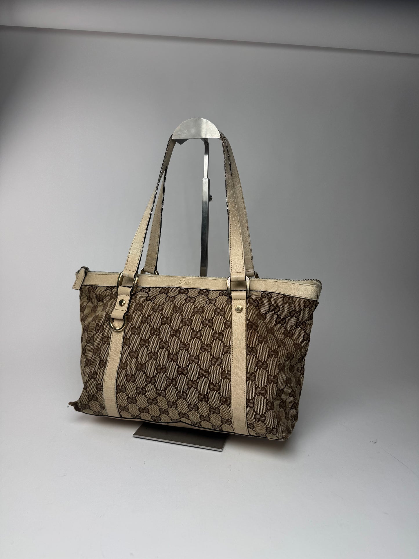 Vintage Gucci Monogram handbag