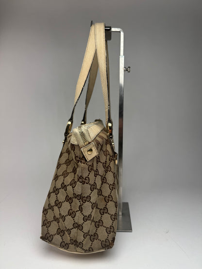 Vintage Gucci Monogram handbag