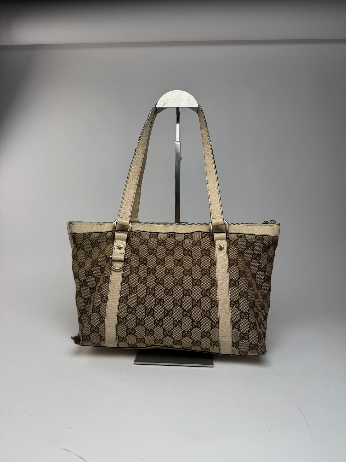 Vintage Gucci Monogram handbag