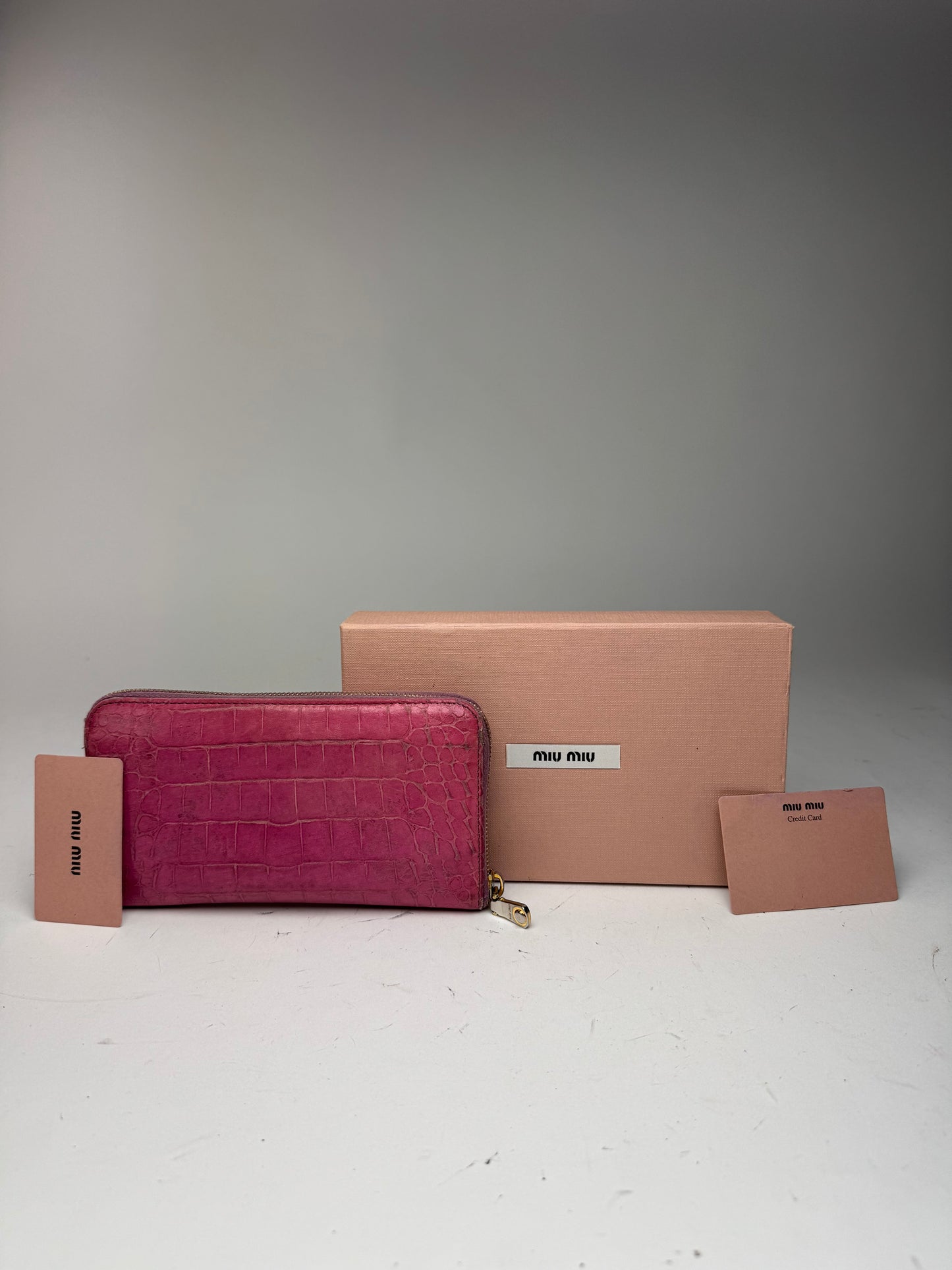 Portefeuille vintage en cuir rose Miu Miu