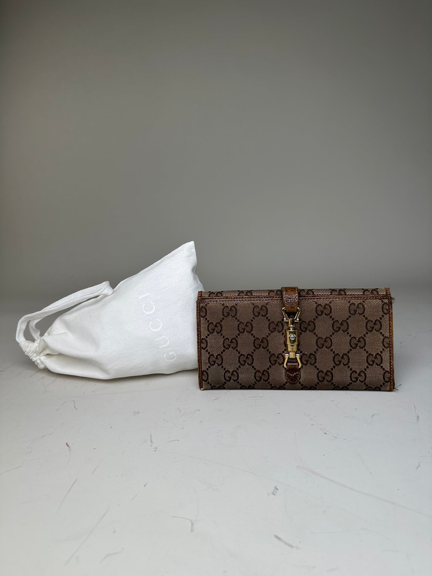 Vintage Gucci GG Supreme Turn-Lock Wallet Beige Brown