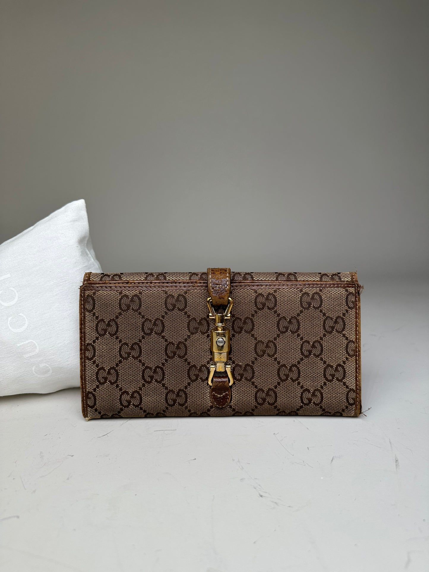 Vintage Gucci GG Supreme Turn-Lock Wallet Beige Brown
