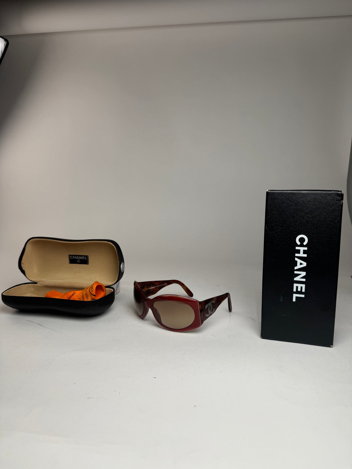 Vintage Chanel CC sunglasses Red