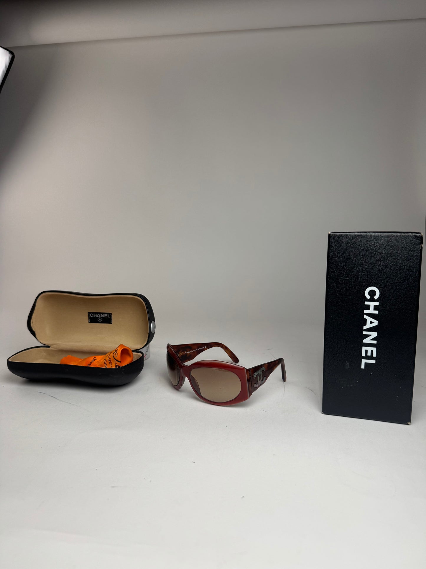 Vintage Chanel CC sunglasses Red