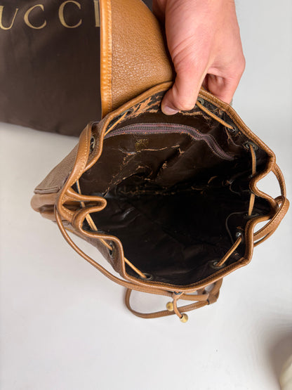 Vintage Gucci Pebbled Leather Drawstring Shoulder Bag c. 2000s Tan
