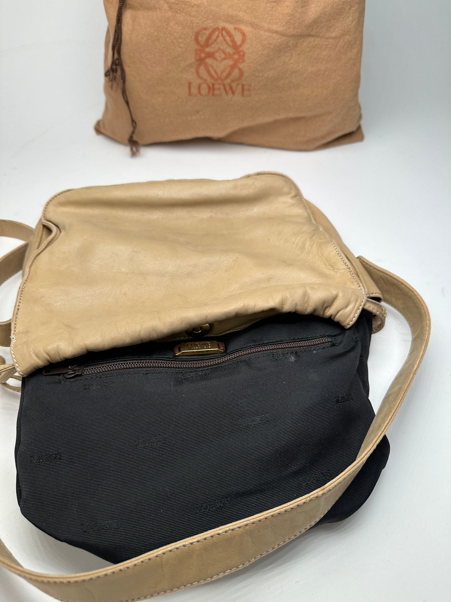 Vintage Loewe Madrid Leather Shoulder Bag Beige