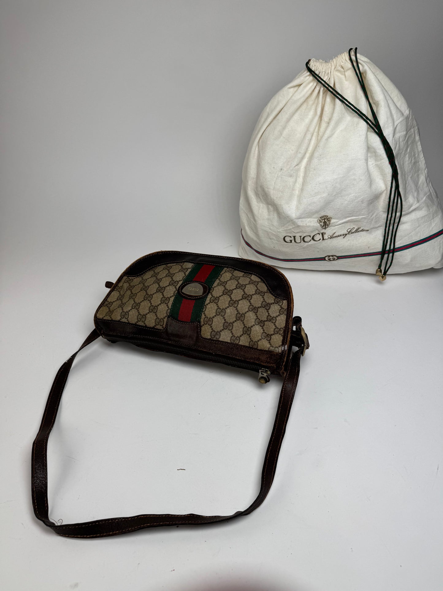 Vintage Gucci Monogram Shoulder bag grey Brown
