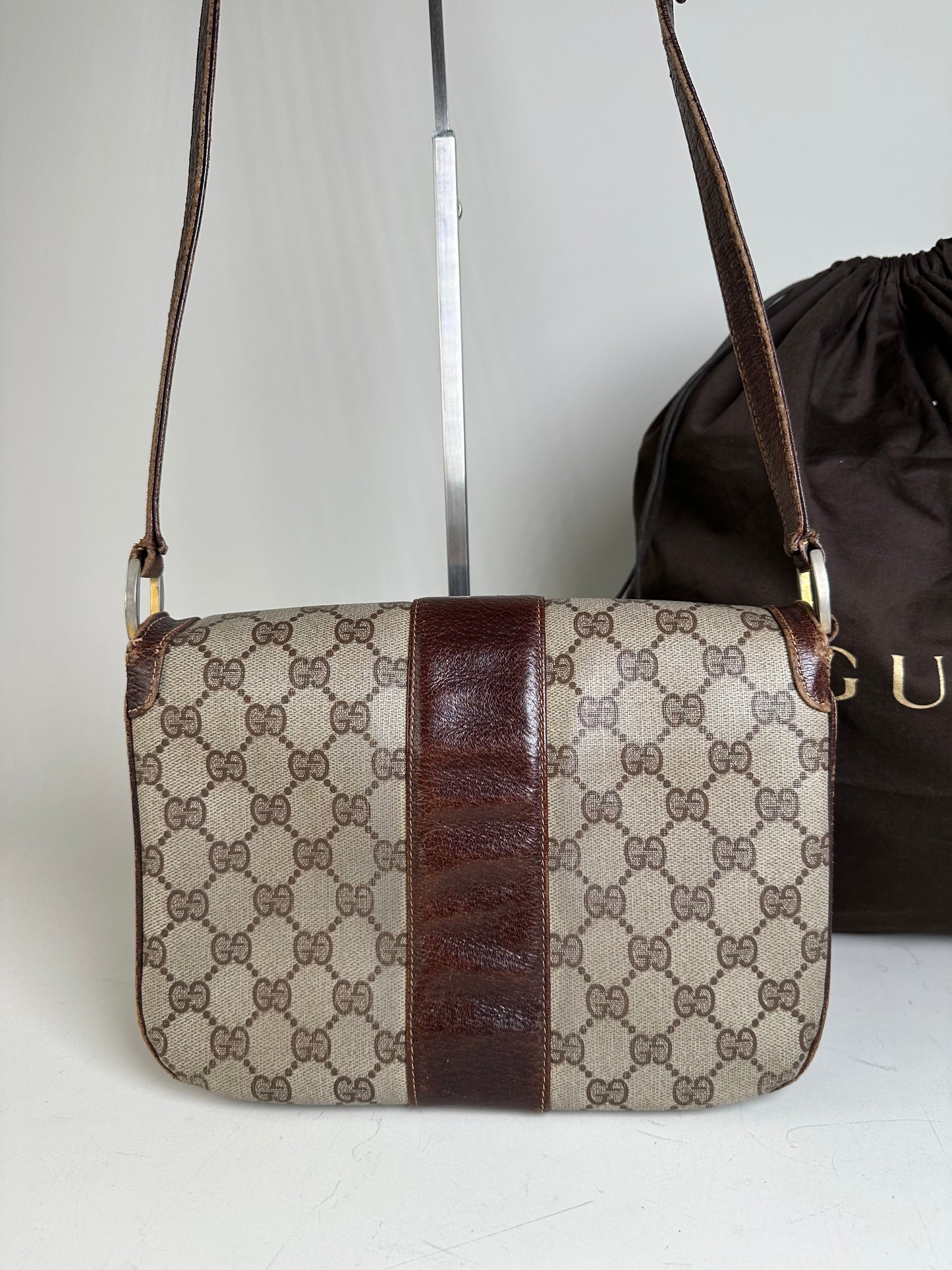 Vintage Gucci GG Supreme Shoulder Bag Beige Brown Gold