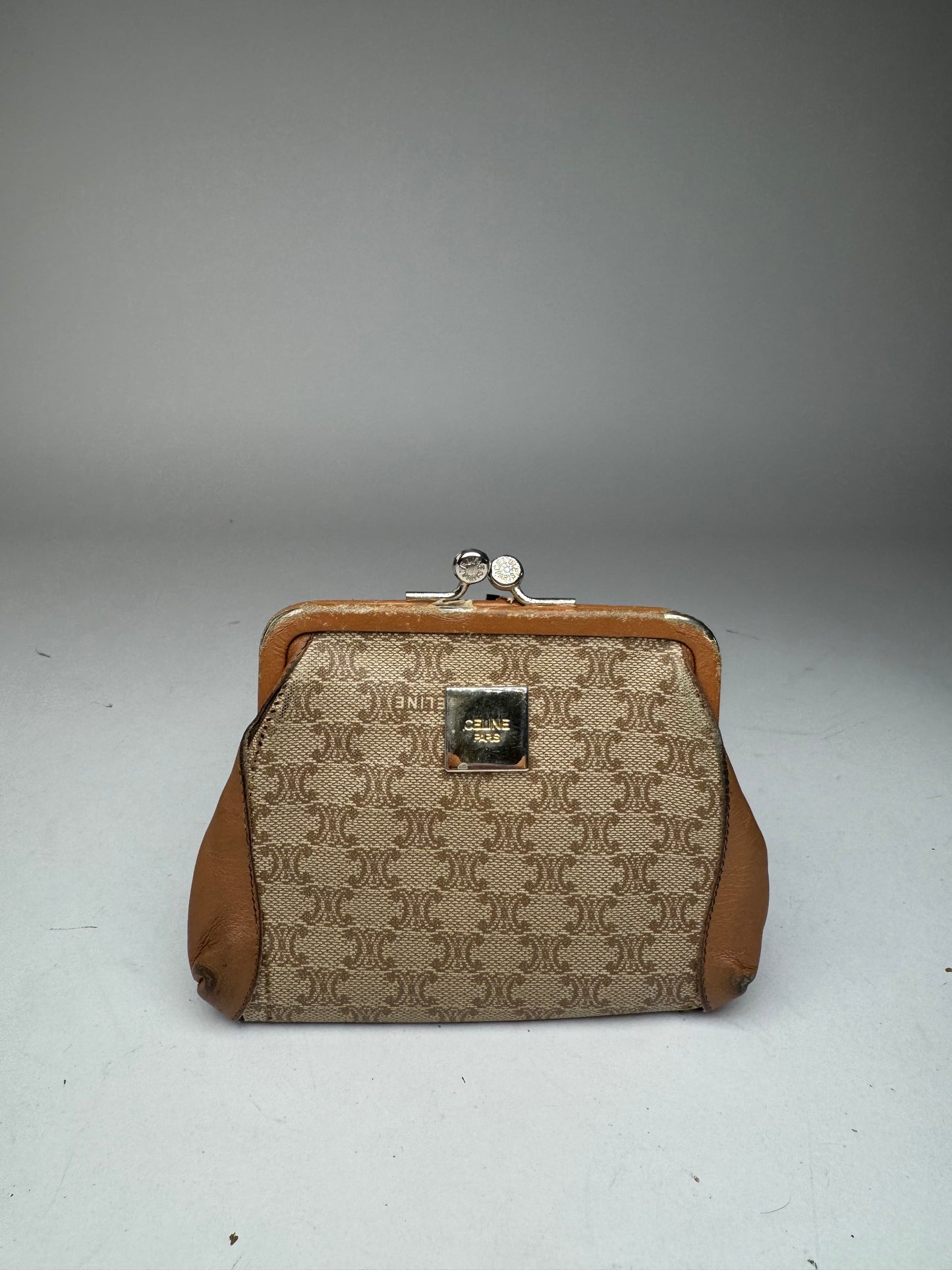 Vintage Celine Paris Triomphe Monogram Leather card Holder / Purse beige brown