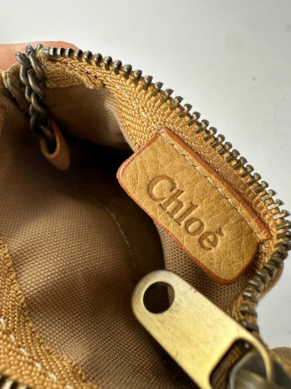Vintage Chloé Leather Coin Purse Antique Gold Zip Beige