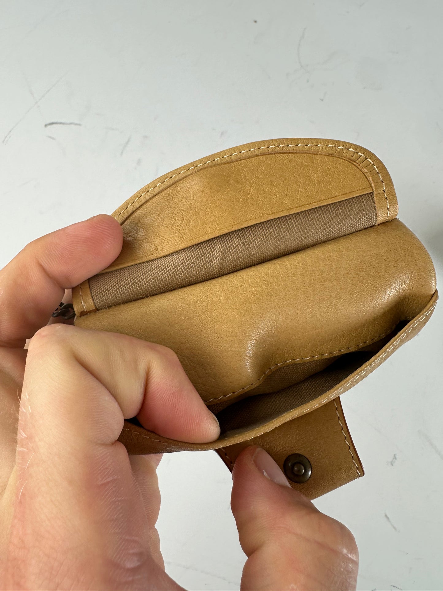 Vintage Chloé Leather Coin Purse Antique Gold Zip Beige