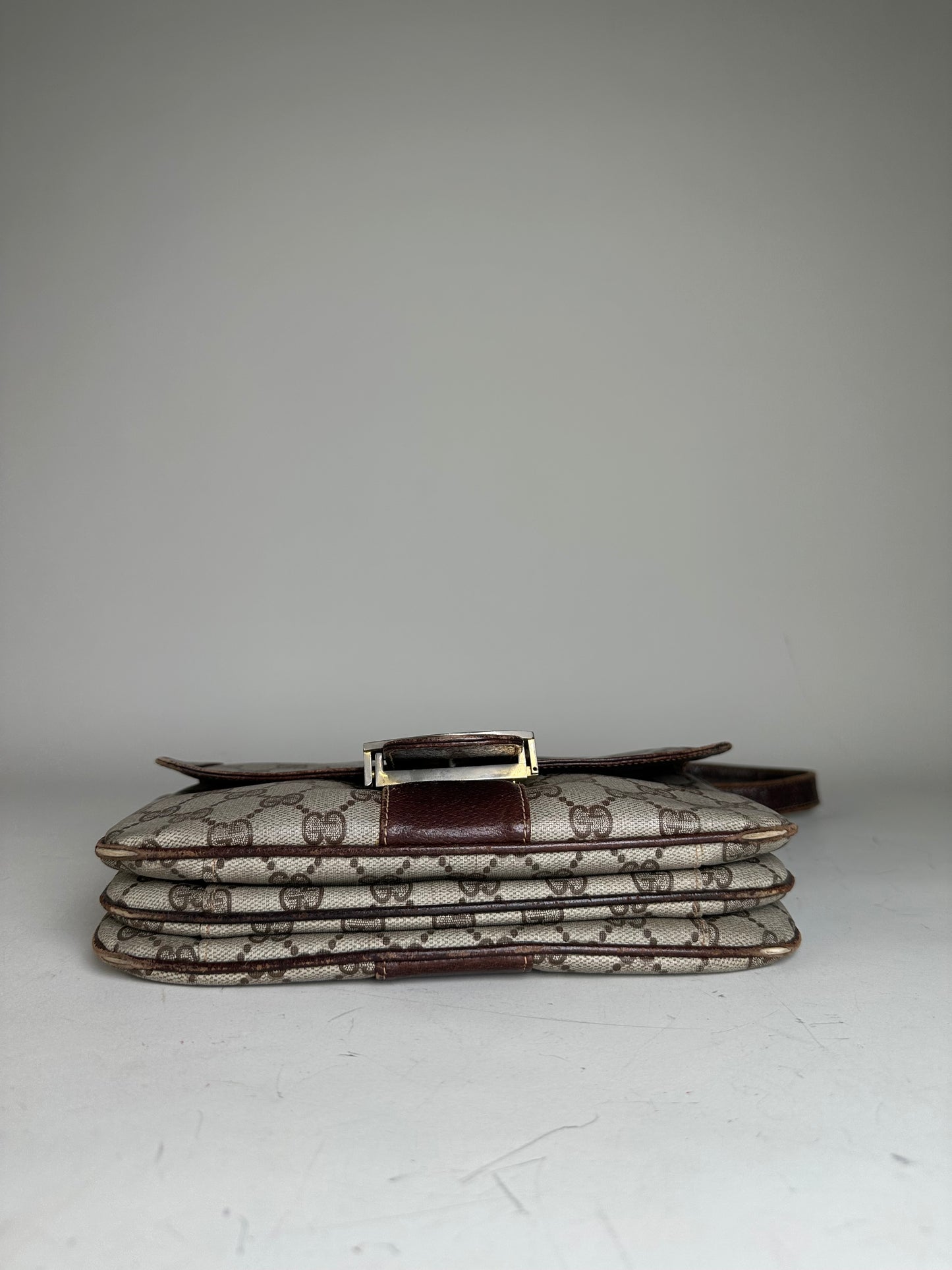 Vintage Gucci GG Supreme Shoulder Bag Beige Brown Gold