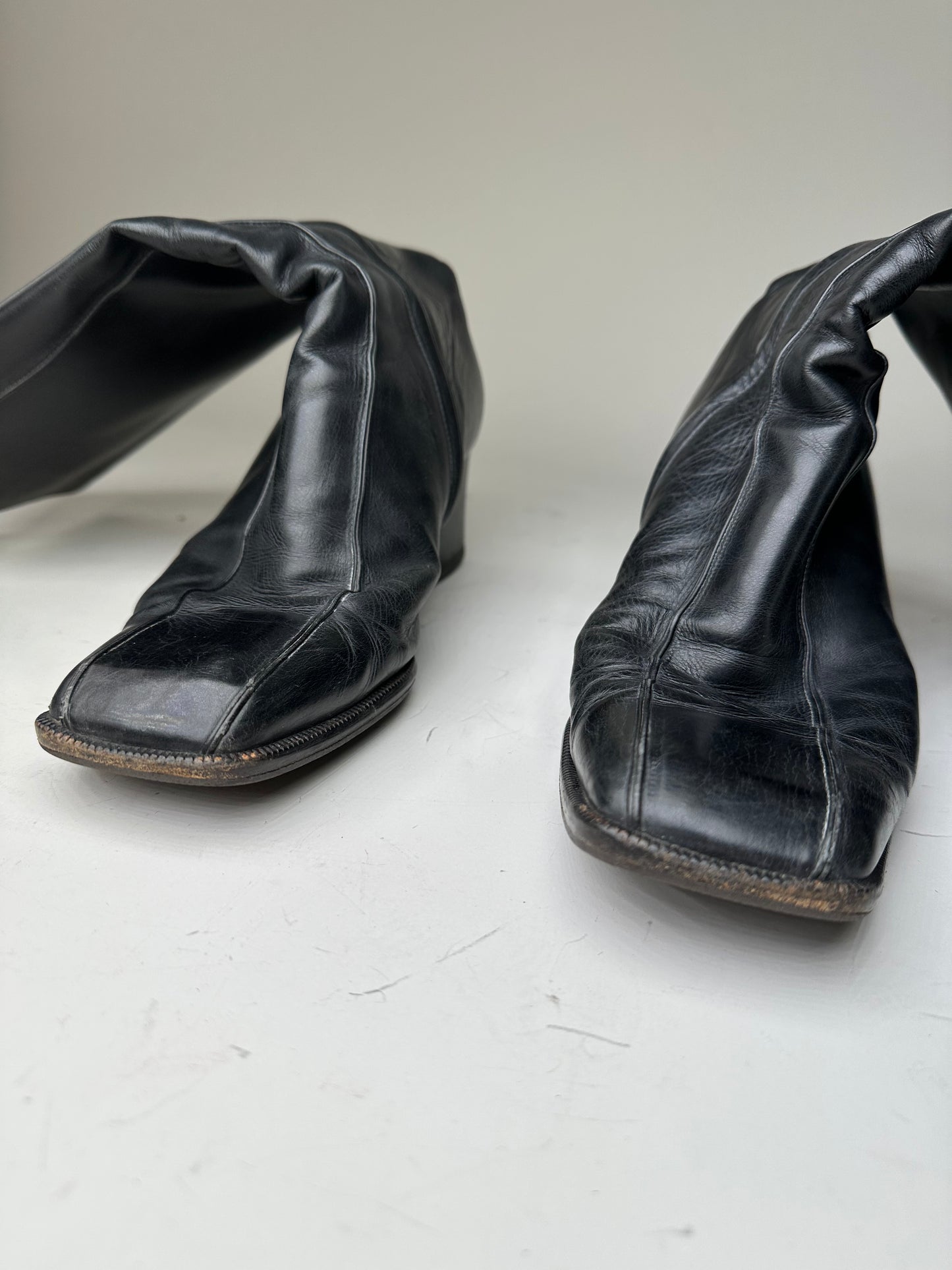Vintage Gucci Leather Knee-High Boots Black Silver EU37