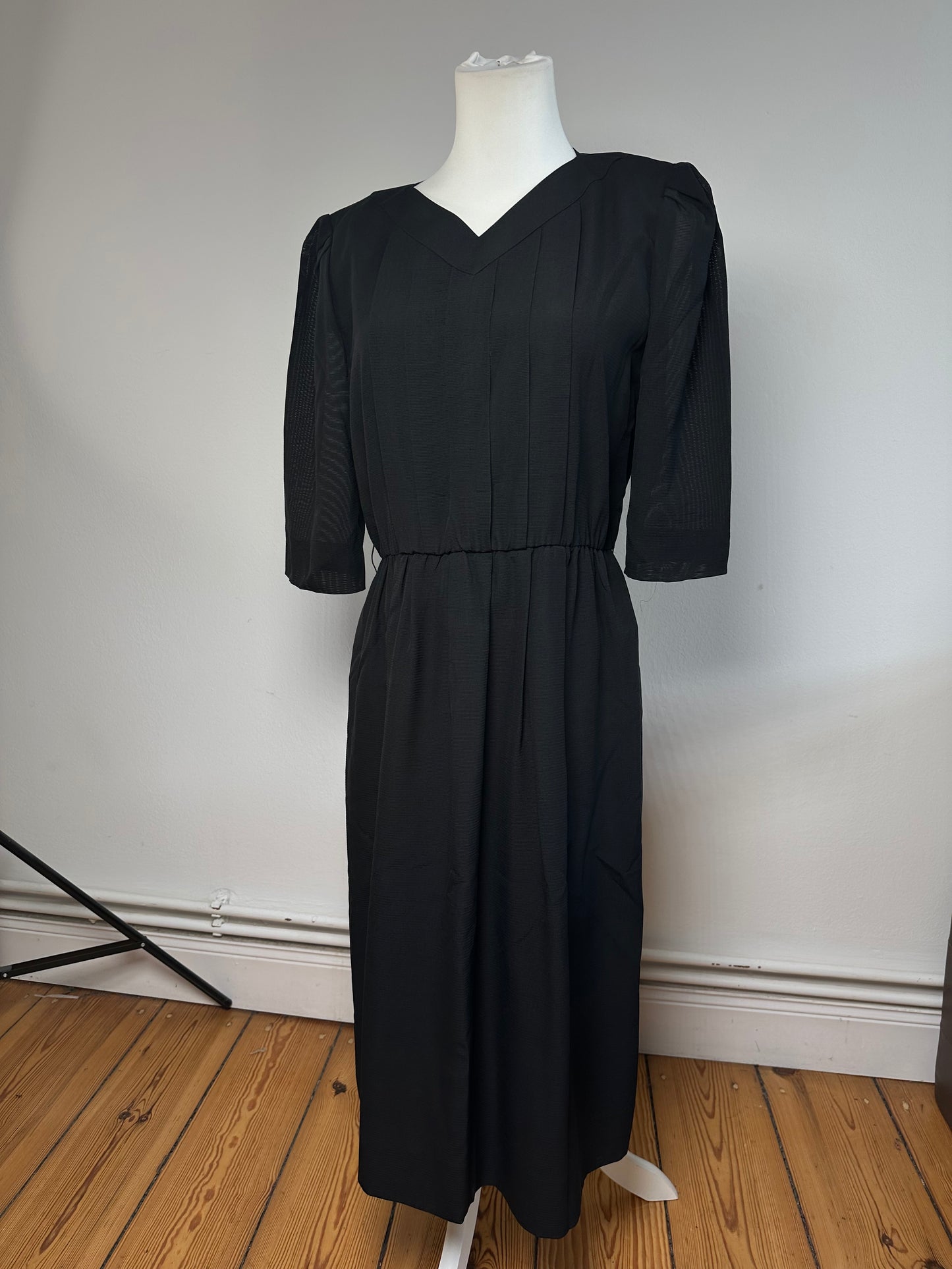Vintage Givenchy Wool Dress M Black