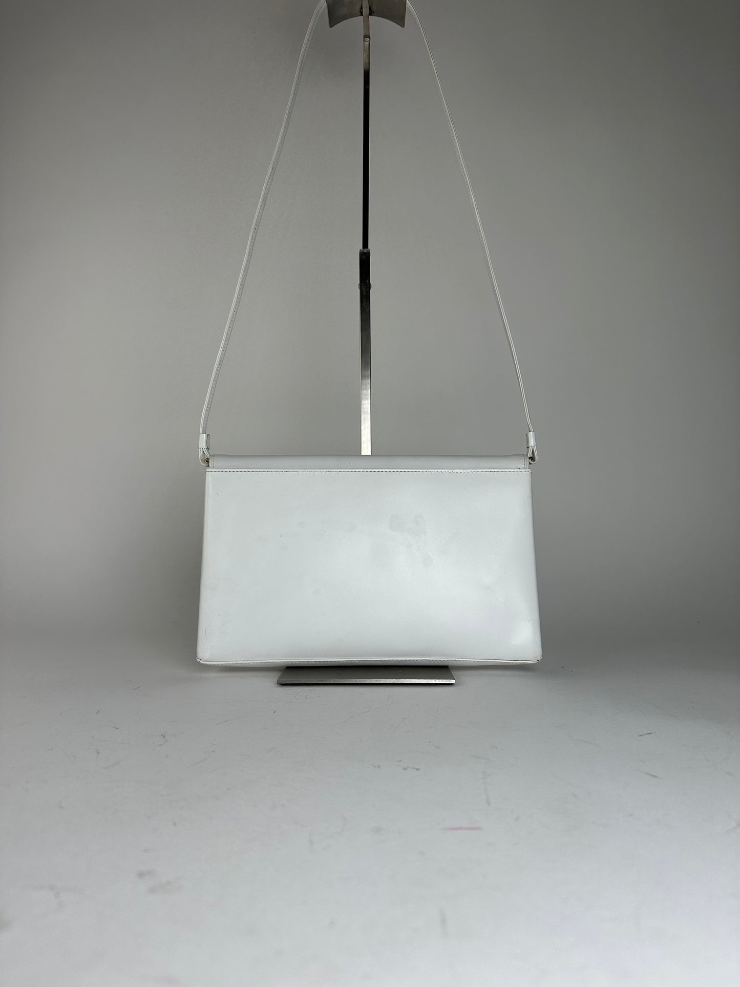 Vintage Givenchy 4G Logo Envelope Shoulder Bag White Leather