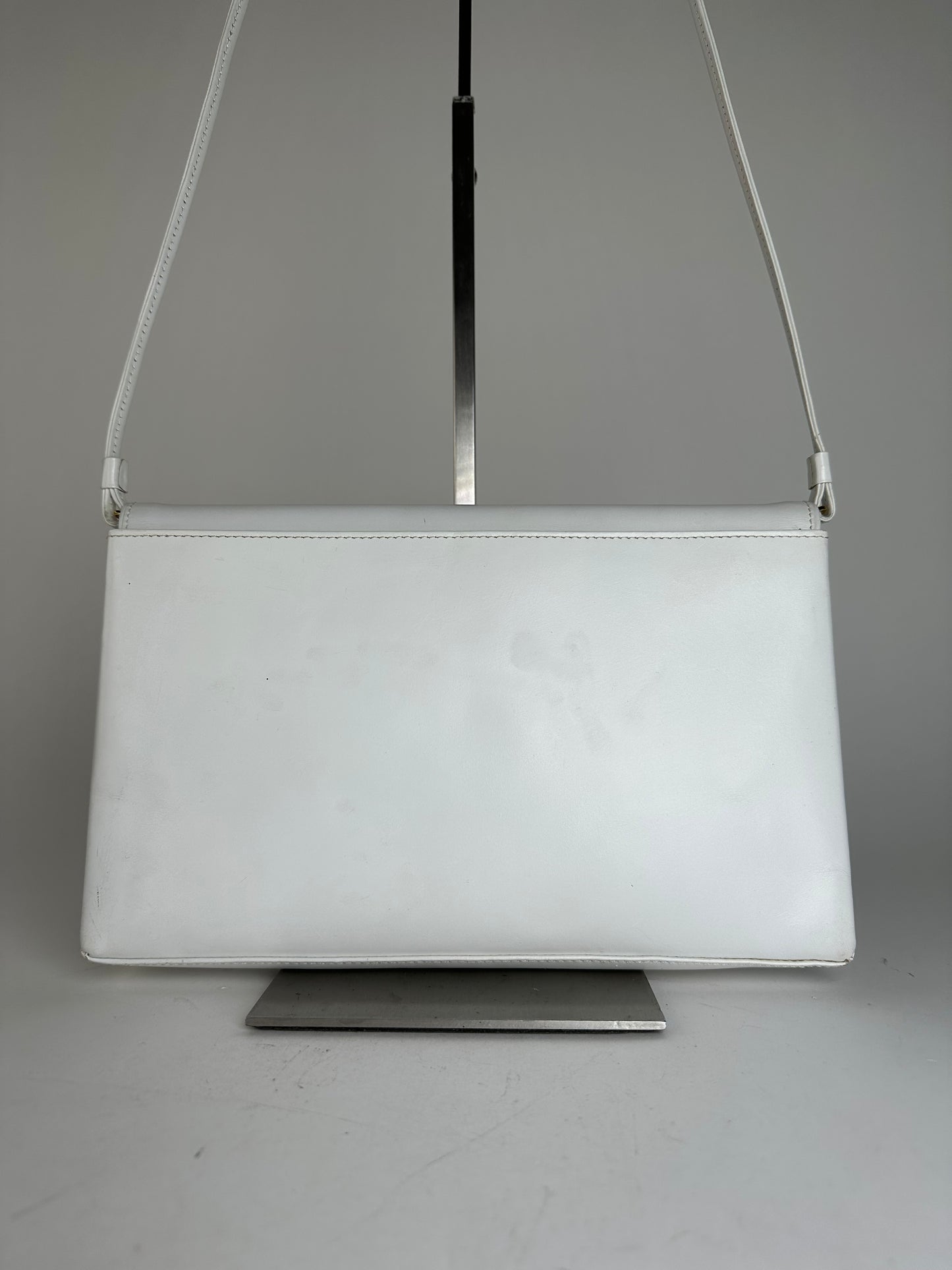 Vintage Givenchy 4G Logo Envelope Shoulder Bag White Leather