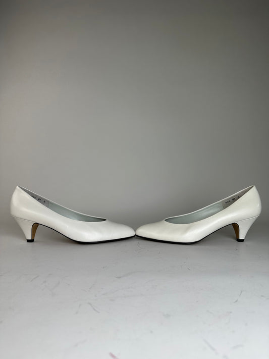 Vintage Chloe Leather Heels Silver-Tone Heel White EU37