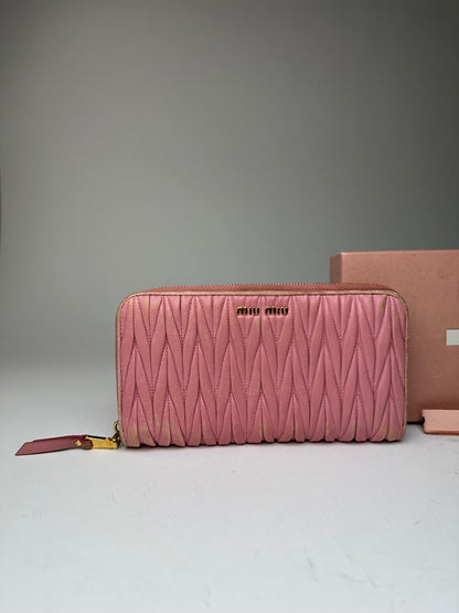 Vintage Miu Miu Metallasse Leather wallet Pink