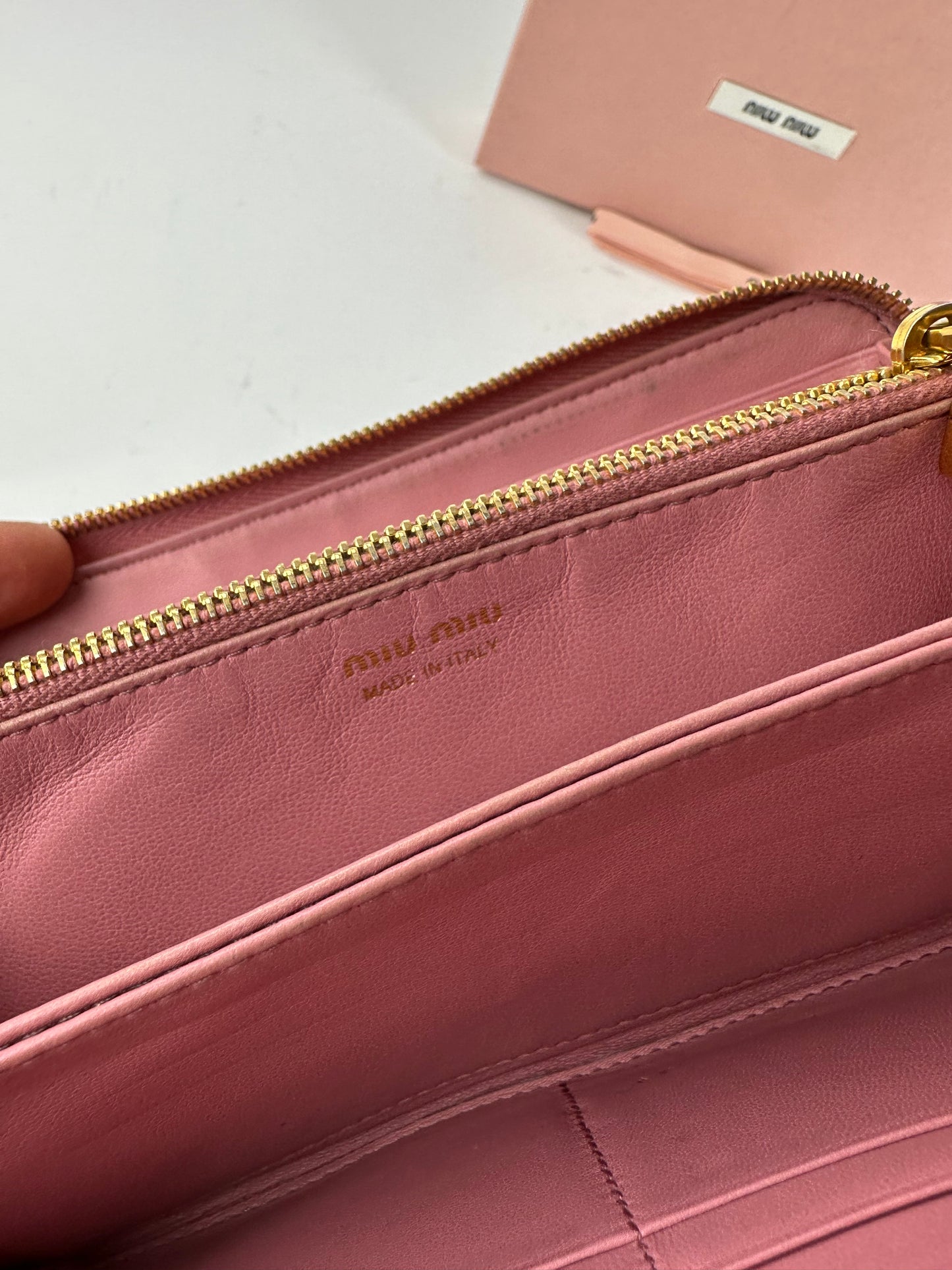 Vintage Miu Miu Metallasse Leather wallet Pink