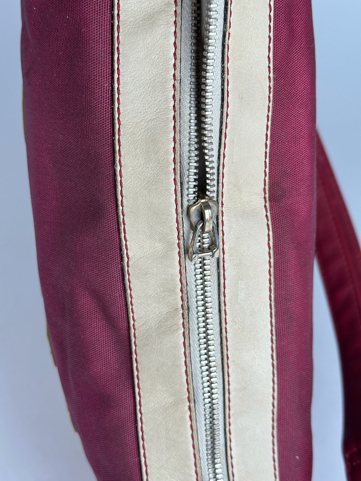 Vintage Gucci logo handbag purple white