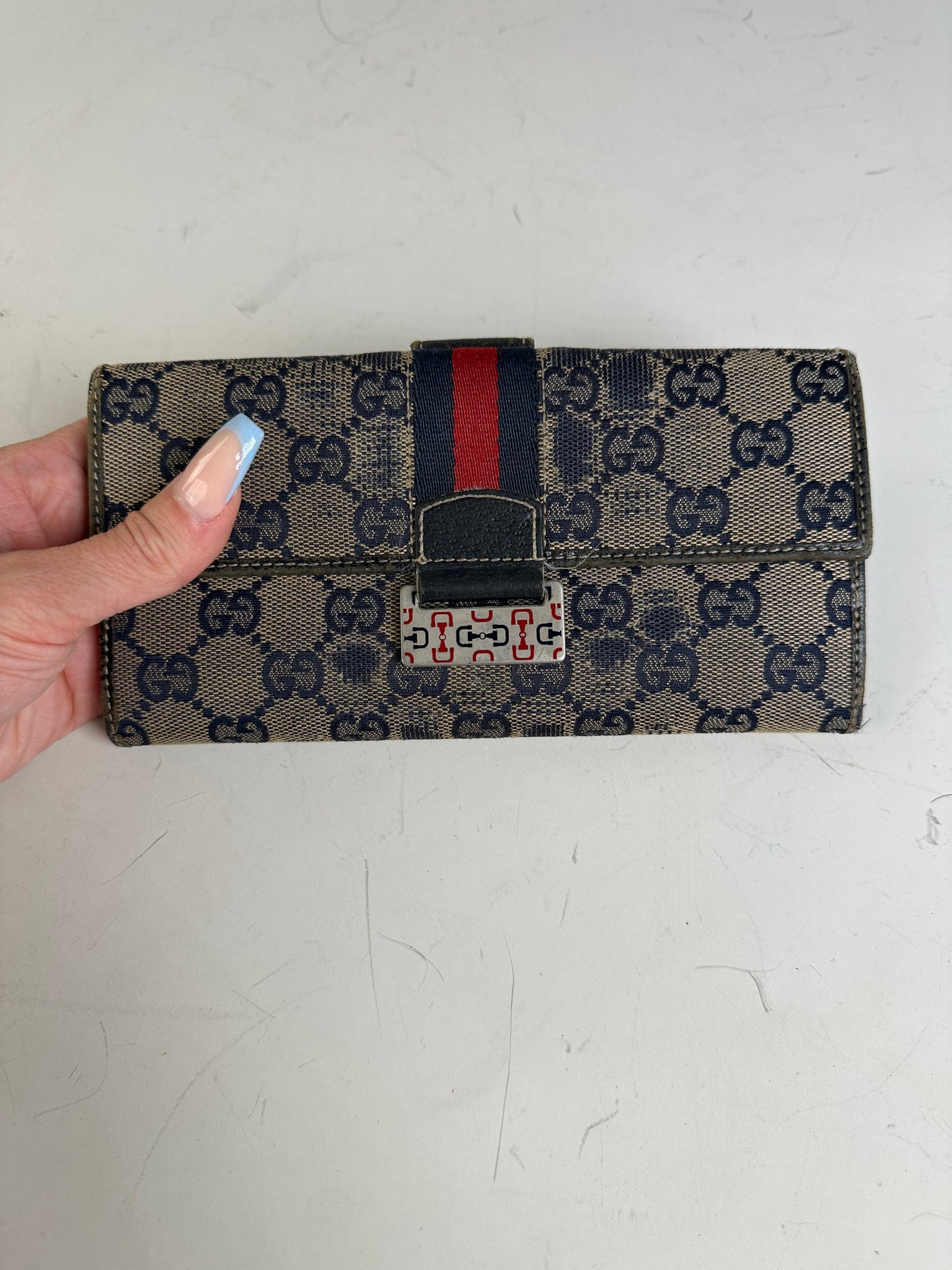 Vintage Gucci GG Supreme Canvas Wallet Beige Navy Silver