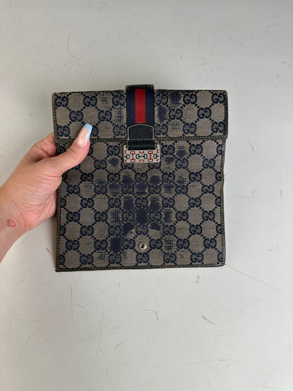 Vintage Gucci GG Supreme Canvas Wallet Beige Navy Silver