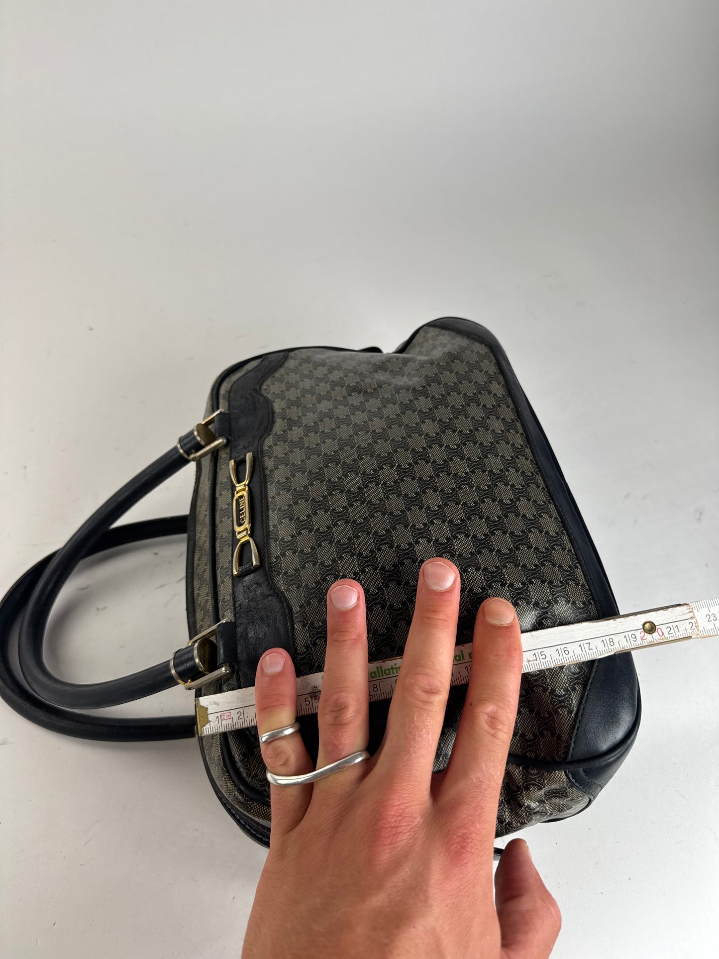 Sac vintage en cuir monogramme Céline Paris Triomphe