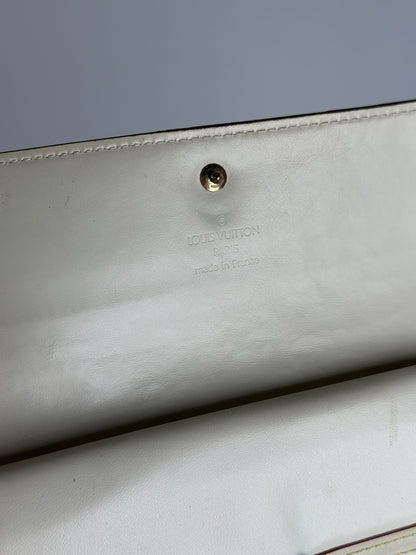 Vintage Louis Vuitton leather wallet white