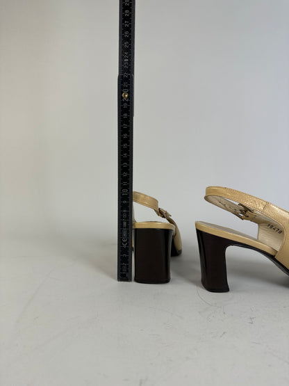 Vintage Bottega Veneta Leather Slingback Heels Light Gold EU35.5