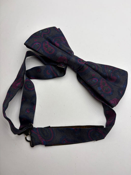 Vintage Gucci Silk Paisley Bow Tie c. Late 1980s Navy Pink Green
