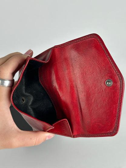 Portefeuille vintage en cuir clouté Yves Saint Laurent rouge