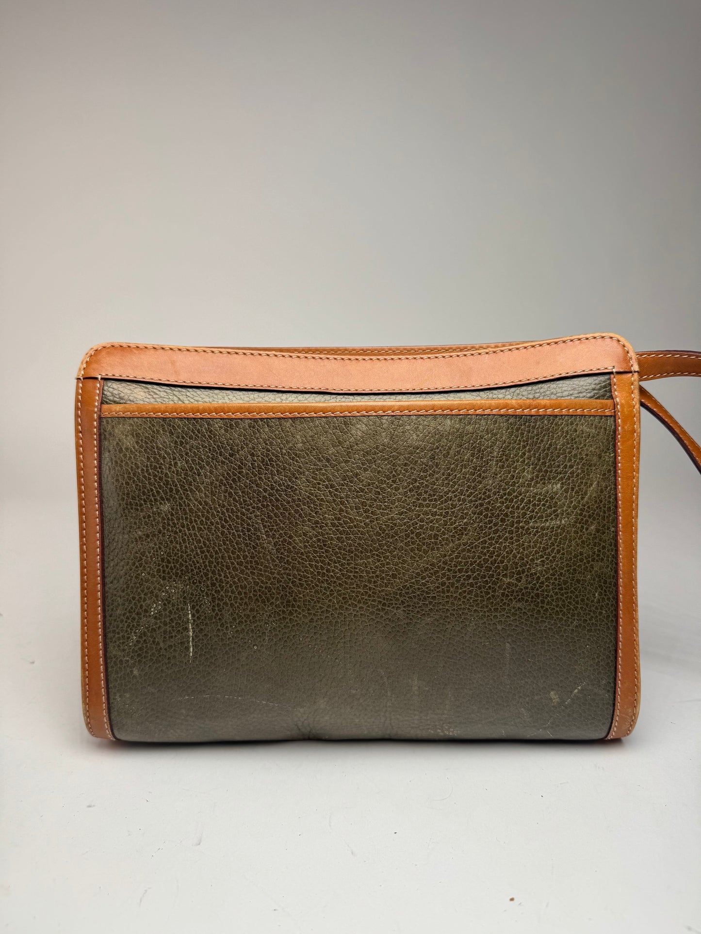 Pochette vintage en cuir Celine Paris marron vert