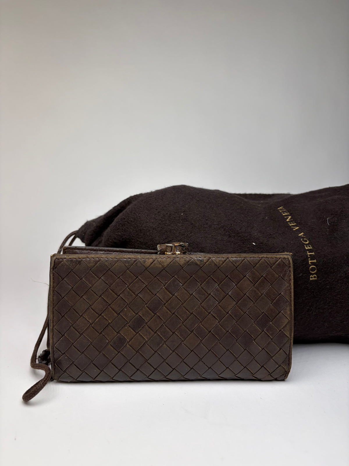 Vintage Bottega Veneta Intrecciato Woven Bifold Wallet Dark Brown