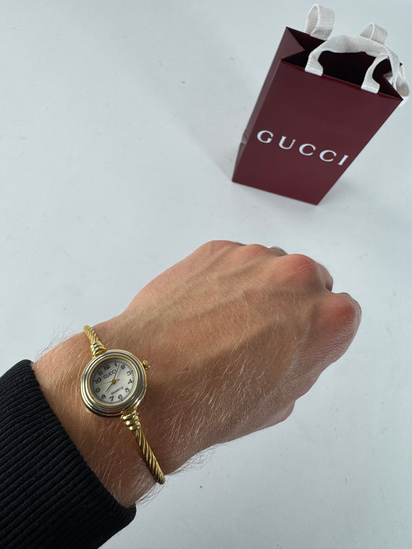 Vintage Gucci Quartz Watch Golden