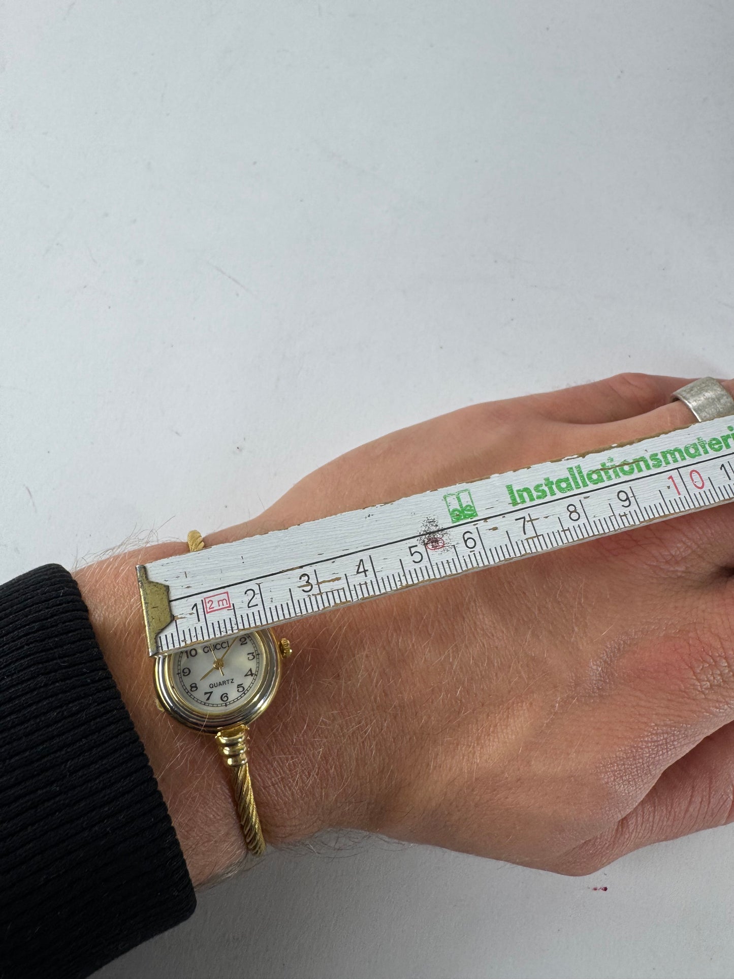 Vintage Gucci Quartz Watch Golden