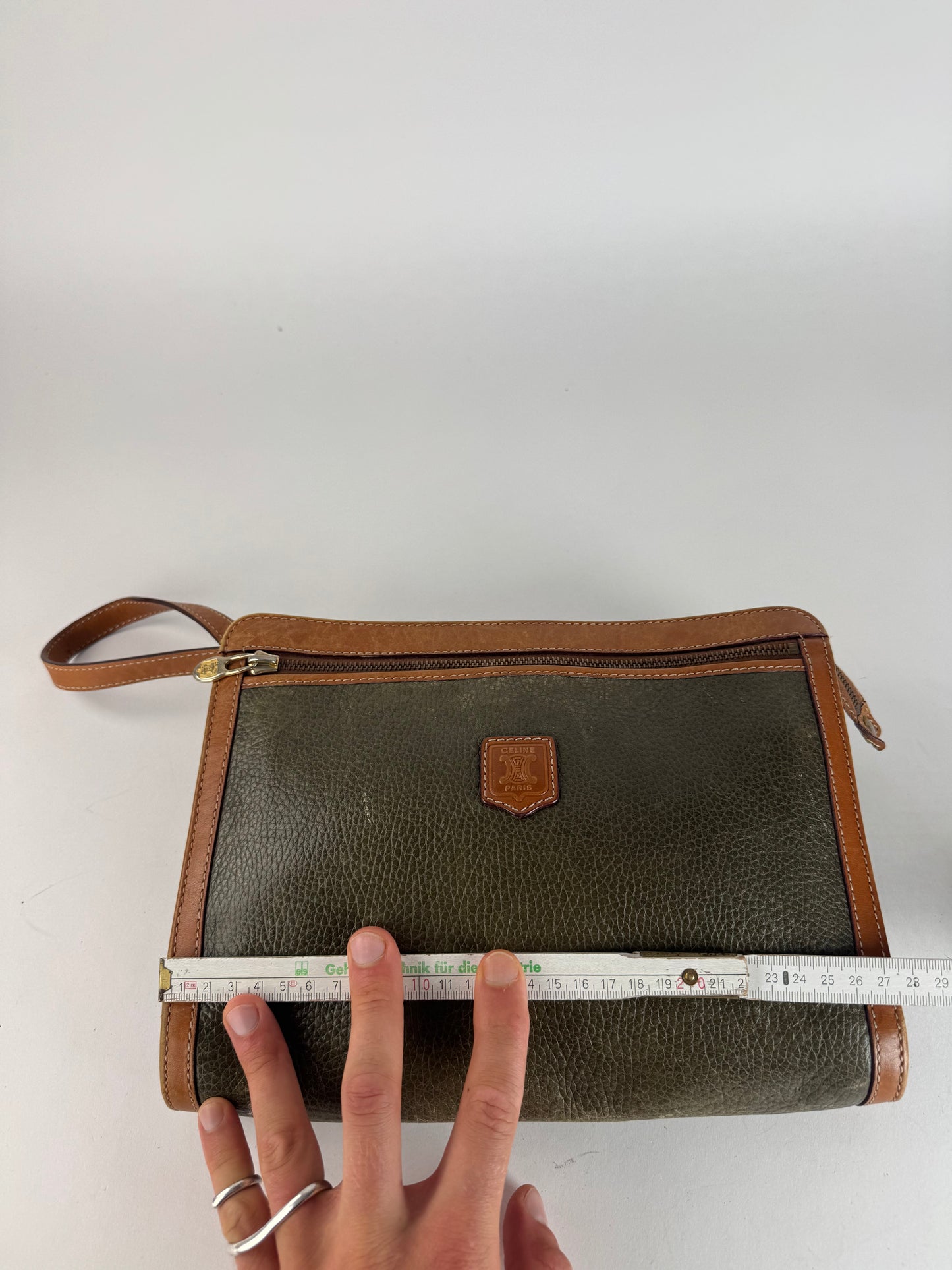 Pochette vintage en cuir Celine Paris marron vert