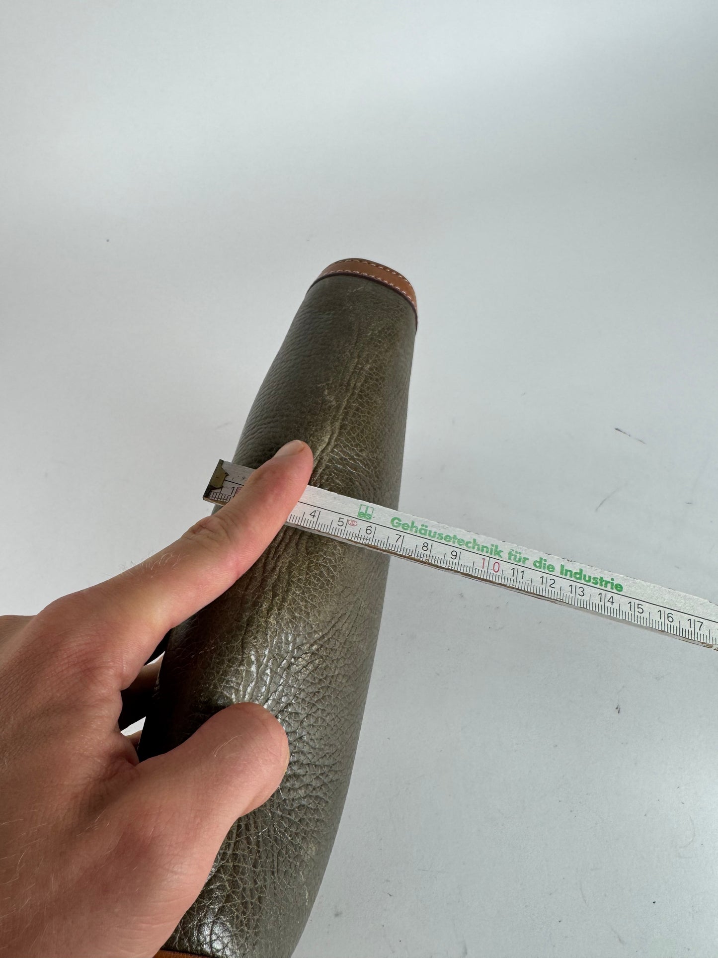 Pochette vintage en cuir Celine Paris marron vert