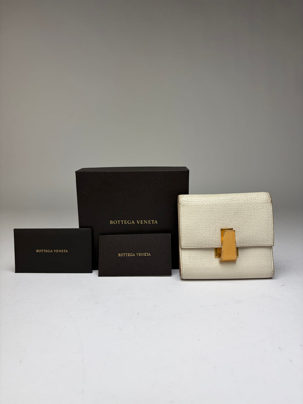 Vintage Bottega Veneta Flap Wallet c. Late 1980s Cream Brown