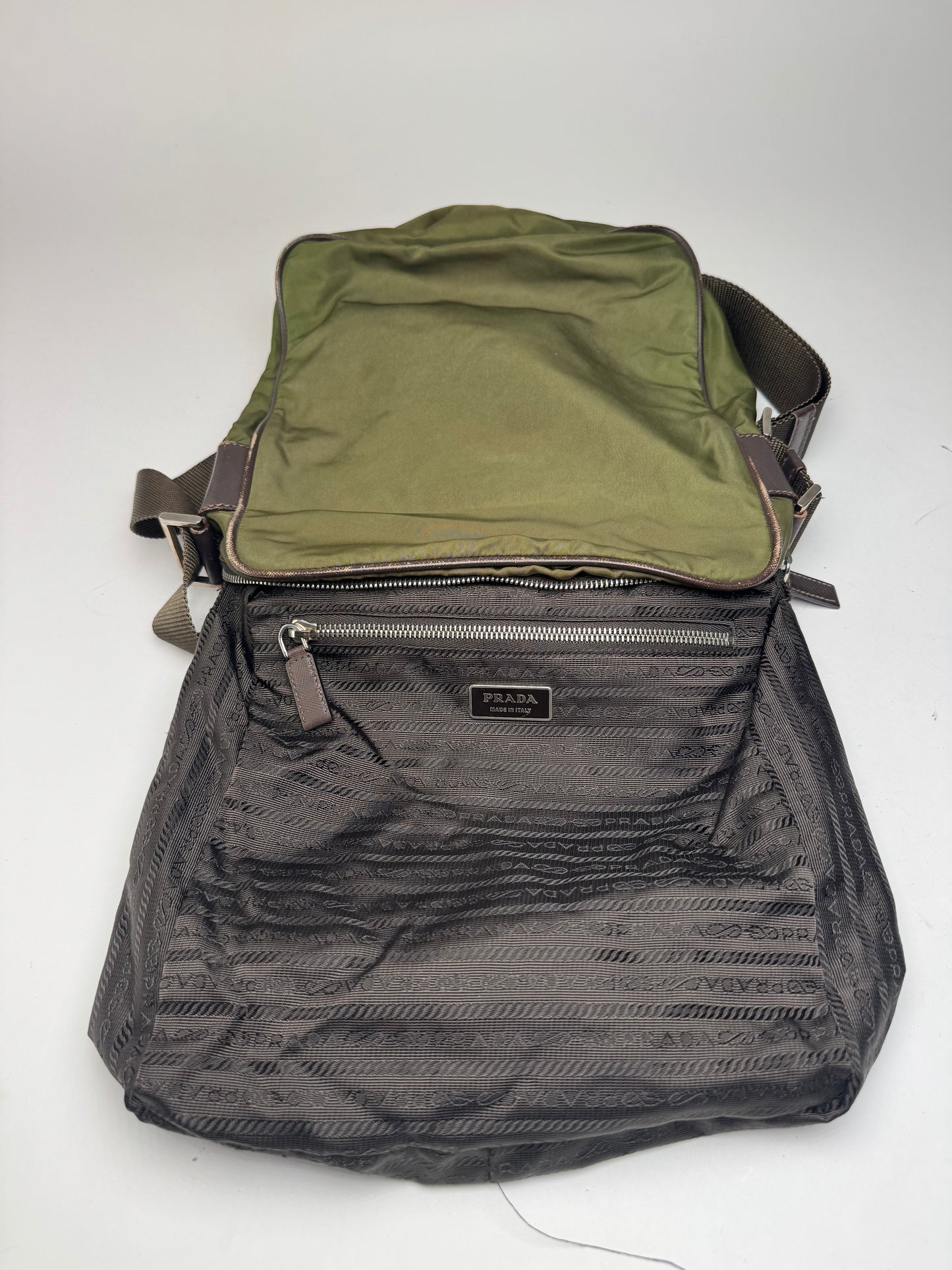 Sac Prada Triangle 2 voies en polyester vintage vert marron