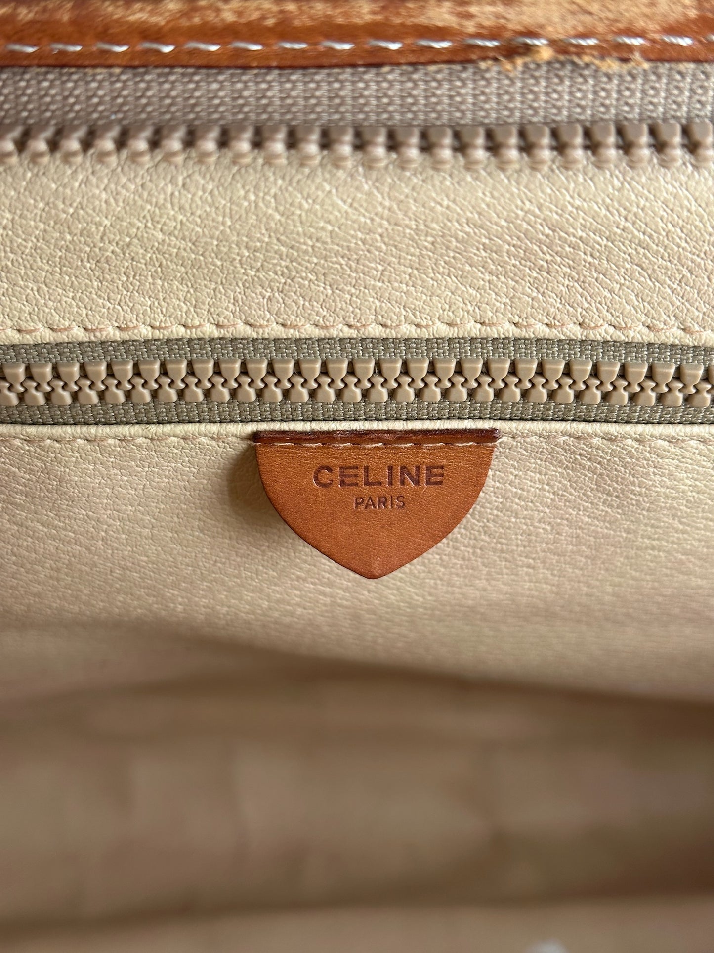 Valise vintage en cuir Monogram Céline marron