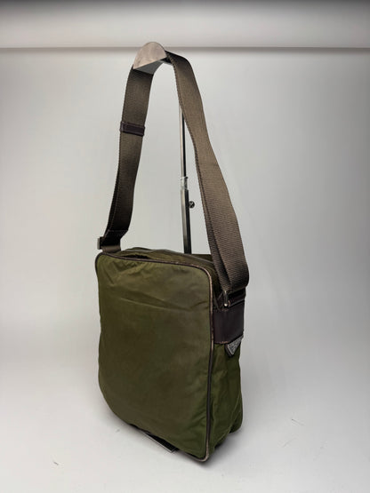 Sac Prada Triangle 2 voies en polyester vintage vert marron